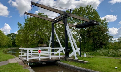 WrenburyFrithLiftBridge